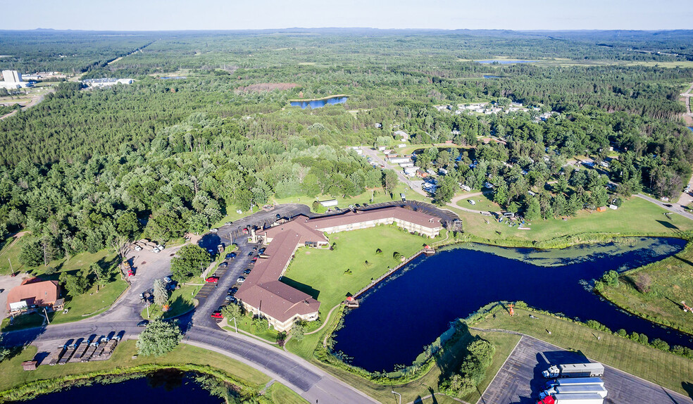 600 Oasis Rd, Black River Falls, WI for sale - Building Photo - Image 1 of 15