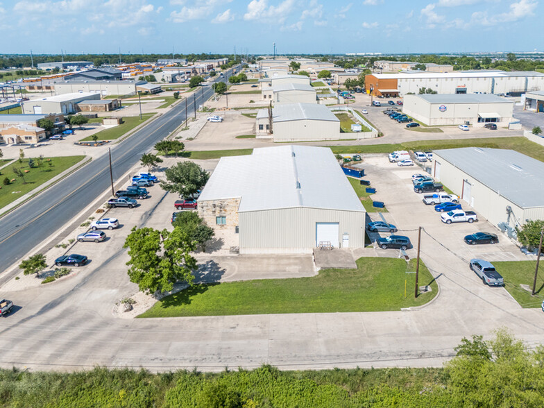 13405 Immanuel Rd, Pflugerville, TX for lease - Building Photo - Image 2 of 10