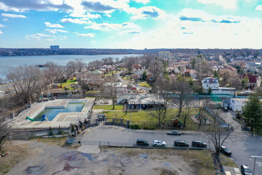 21714 24th Ave, Bayside, NY for sale - Aerial - Image 1 of 1