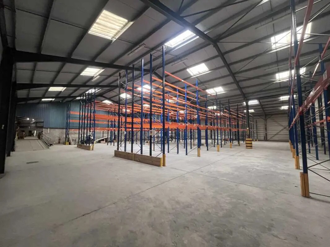 Flex in Cestas for lease Interior Photo- Image 1 of 2