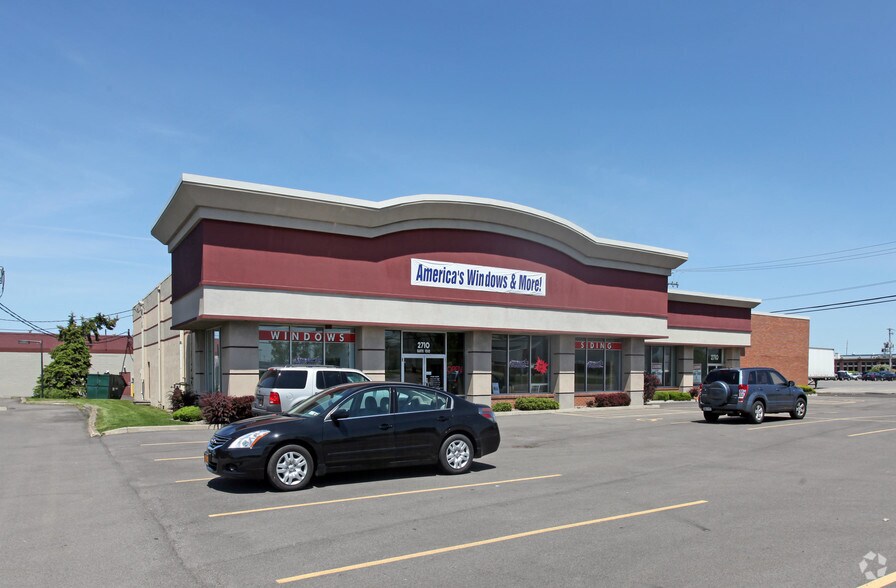 2710 Walden Ave, Cheektowaga, NY for sale - Primary Photo - Image 1 of 1