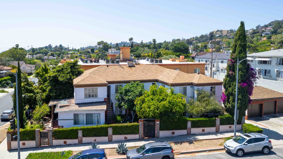 2105 N Vermont Ave, Los Angeles, CA for sale - Building Photo - Image 1 of 35