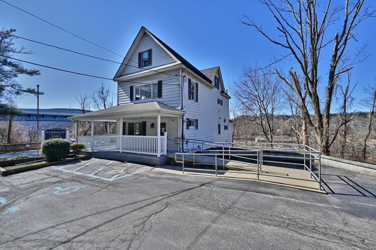 1027 S Abington Rd, South Abington Township, PA for sale Primary Photo- Image 1 of 1