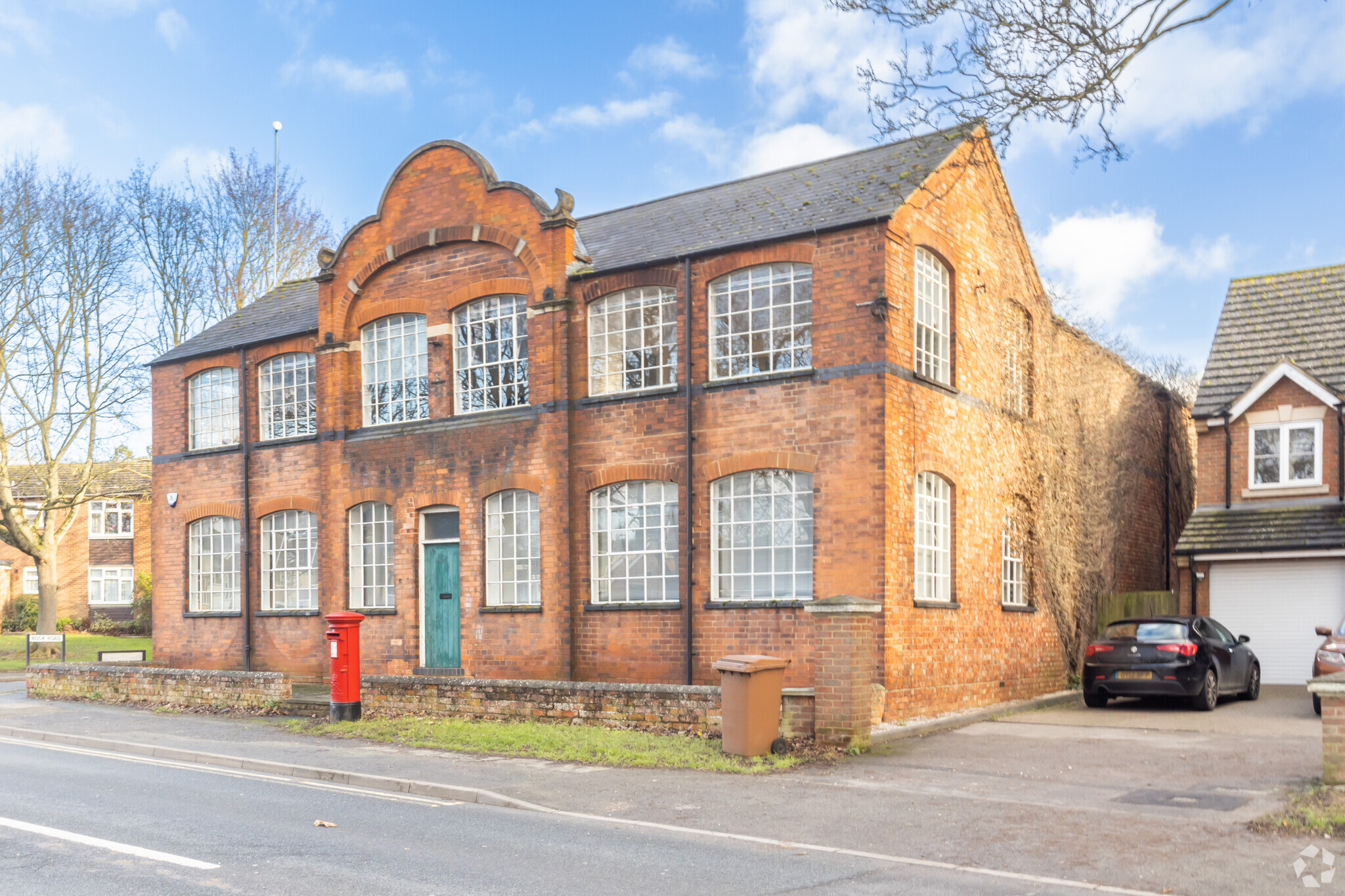 1-4 Rock Rd, Finedon for lease Primary Photo- Image 1 of 5