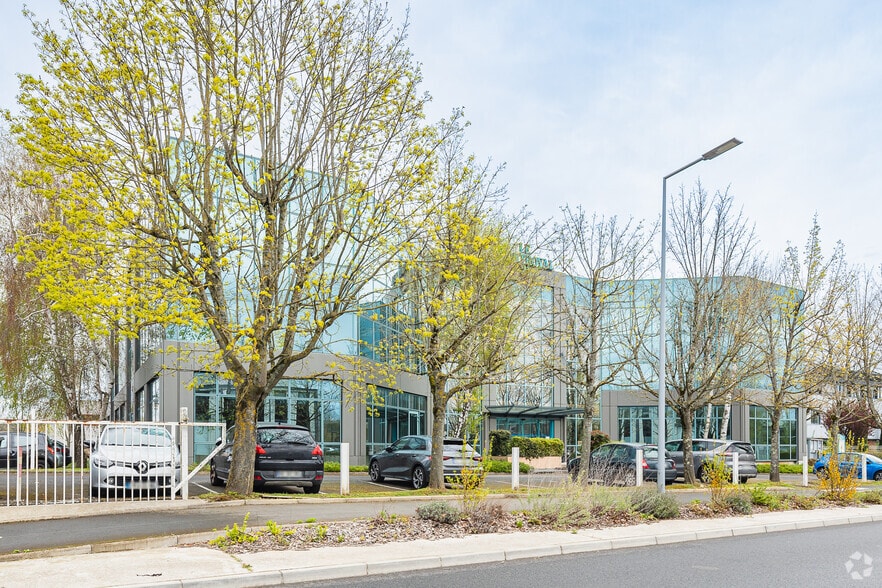 21 Avenue Du Québec, Villebon-sur-Yvette for sale - Building Photo - Image 2 of 2