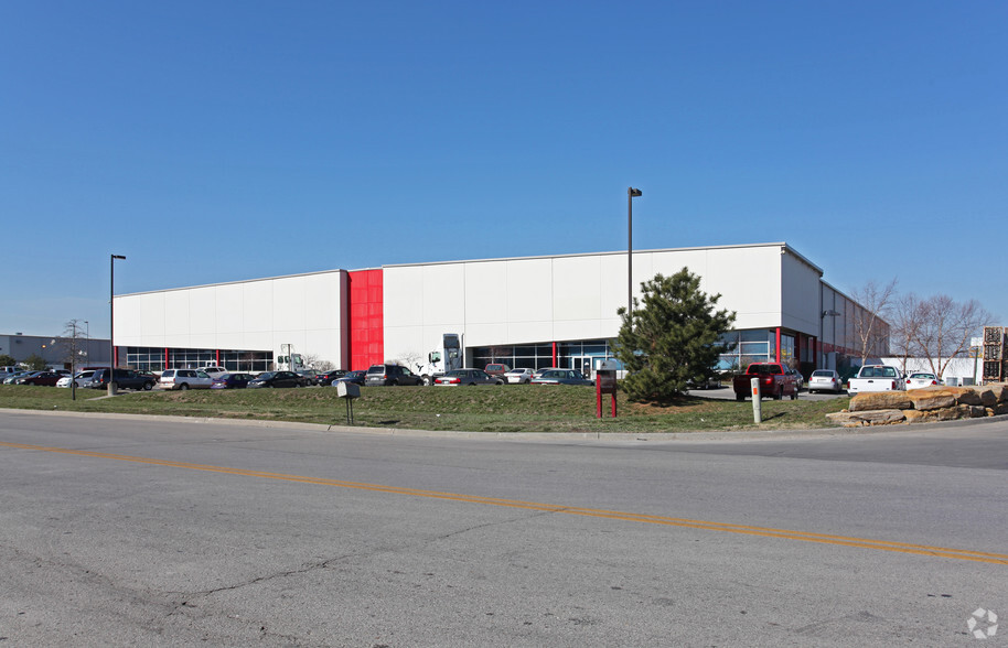 3850 NE Kimball Dr, Kansas City, MO for lease - Building Photo - Image 3 of 6