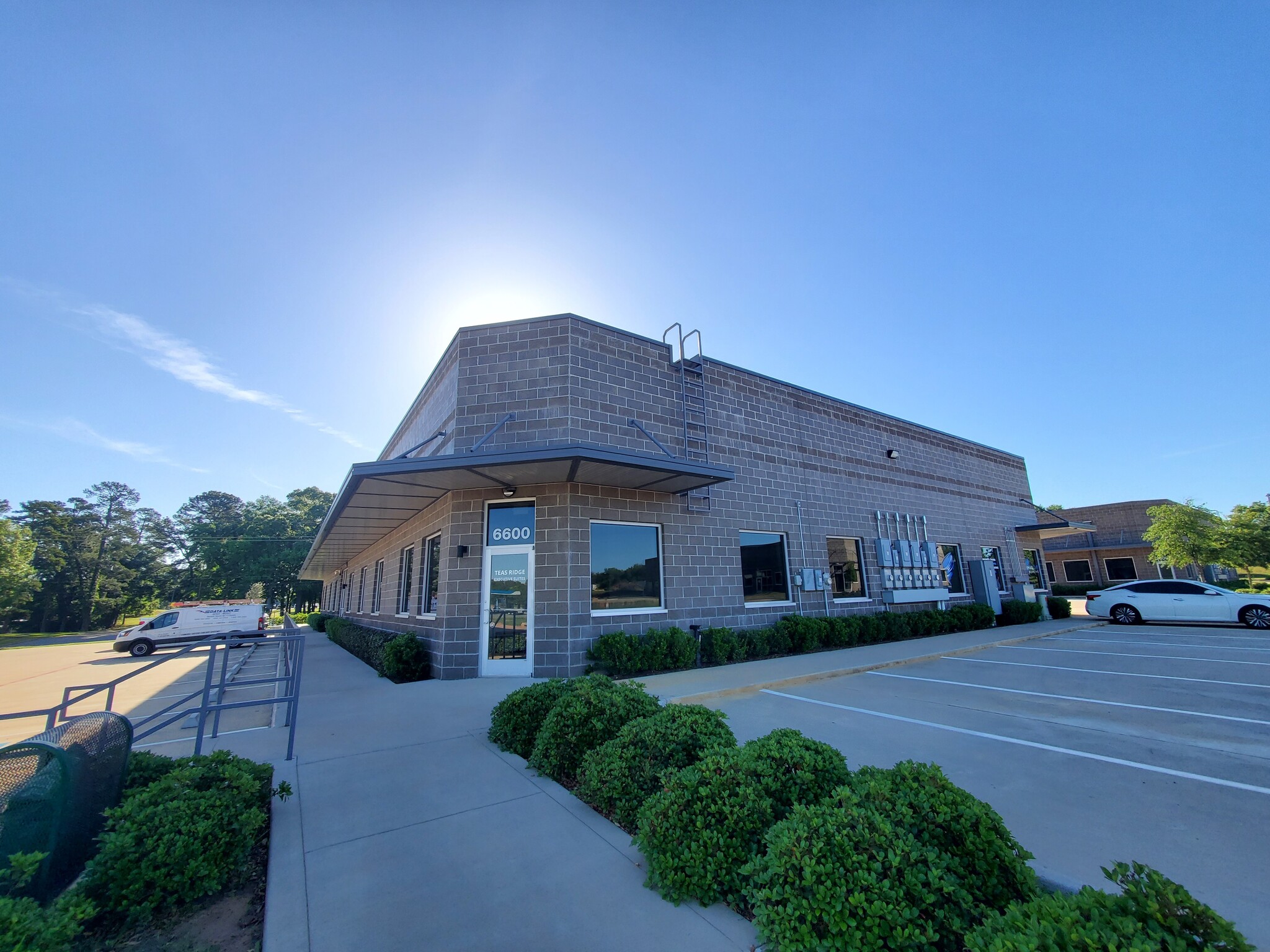 2525 N Frazier St, Conroe, TX for lease Building Photo- Image 1 of 7