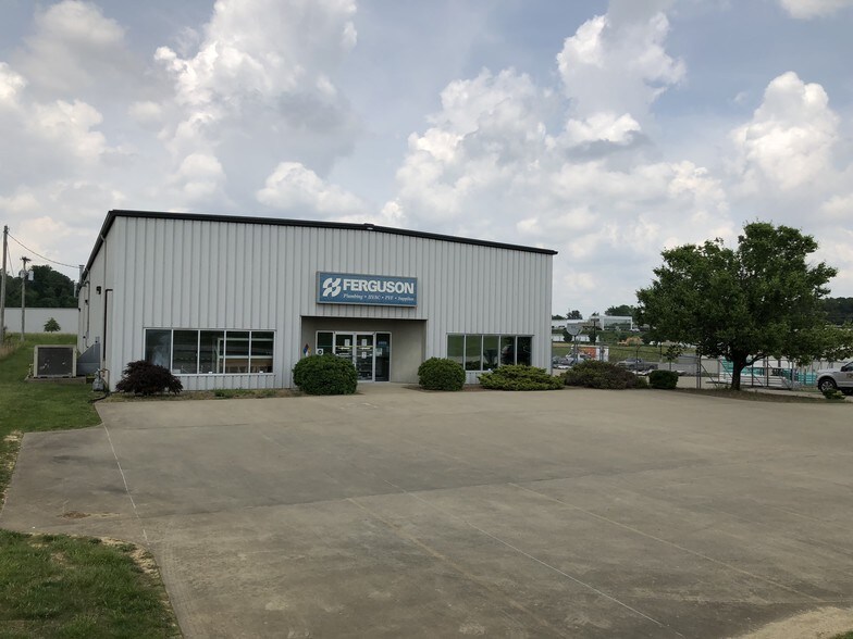 256 E 30th St, Jasper, IN for sale - Building Photo - Image 1 of 1