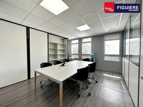 425 Rue René Descartes, Aix-en-Provence for lease Building Photo- Image 2 of 7