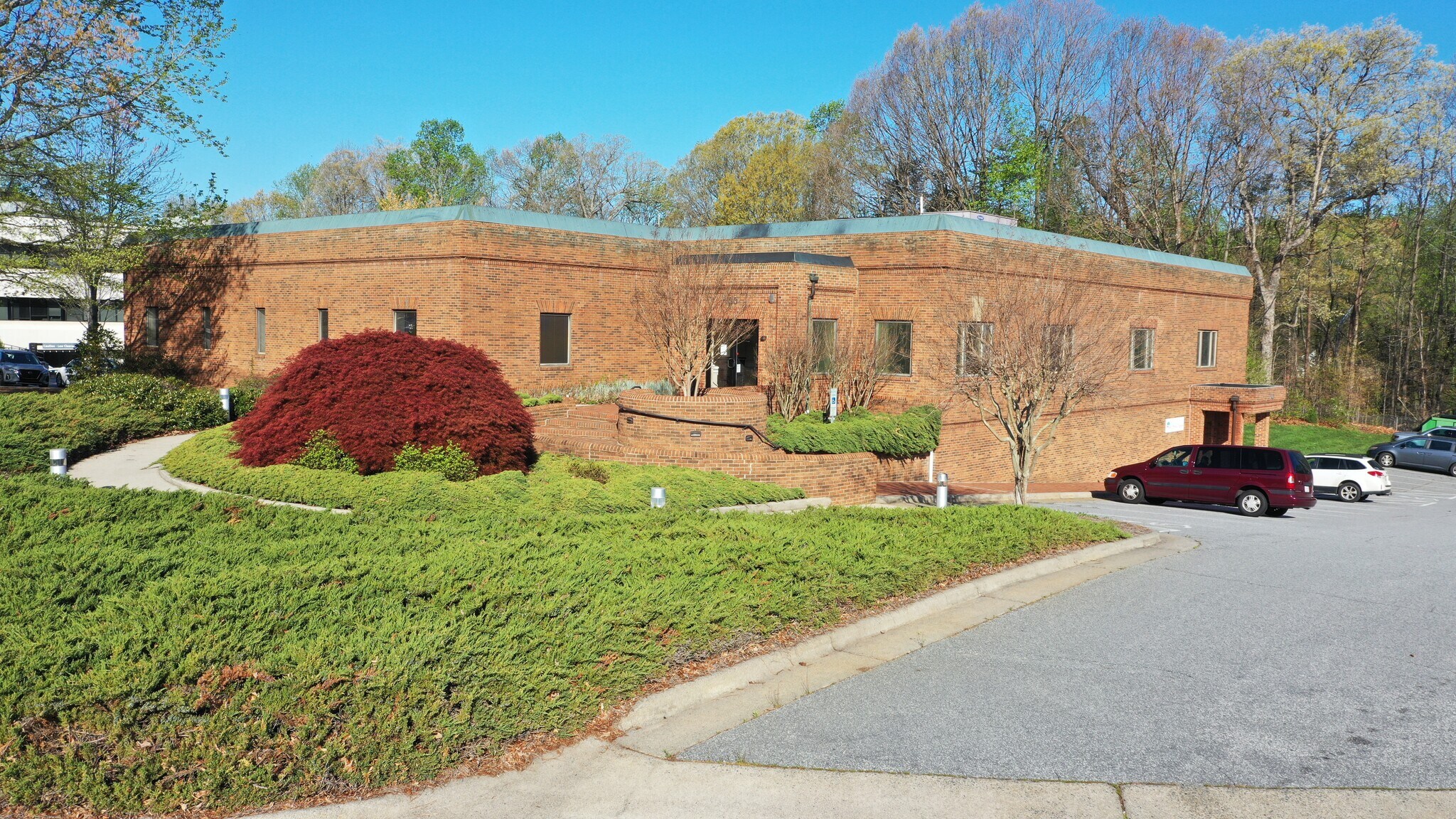 130 Charlois Blvd, Winston-Salem, NC for sale Building Photo- Image 1 of 1