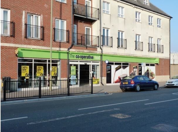 32 Forton Rd, Gosport for sale - Primary Photo - Image 1 of 1