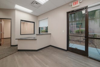 5516 S Fort Apache Rd, Las Vegas, NV for lease Interior Photo- Image 2 of 13