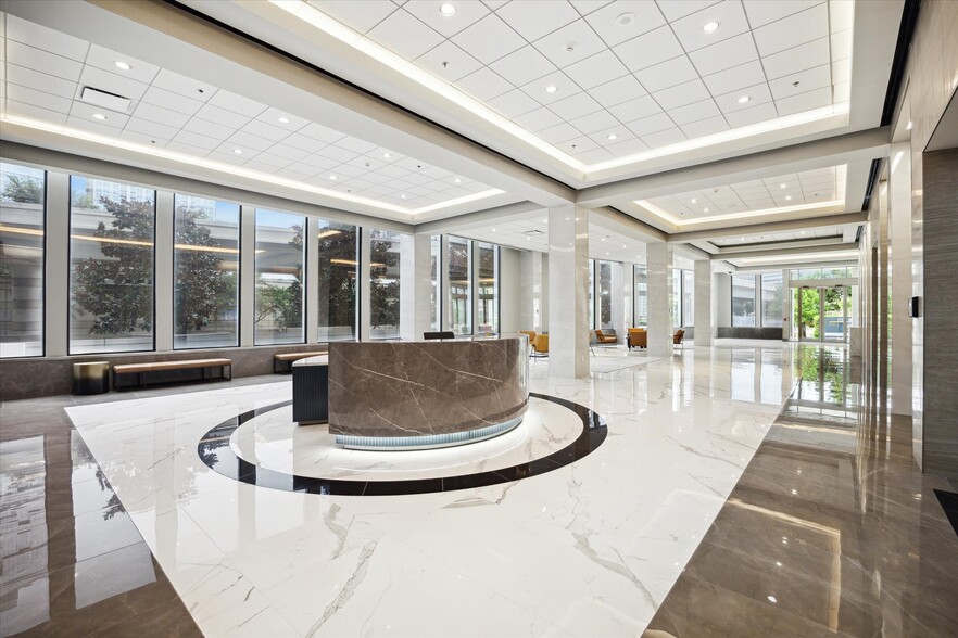 2100 West Loop South, Houston, TX for lease - Building Photo - Image 1 of 26