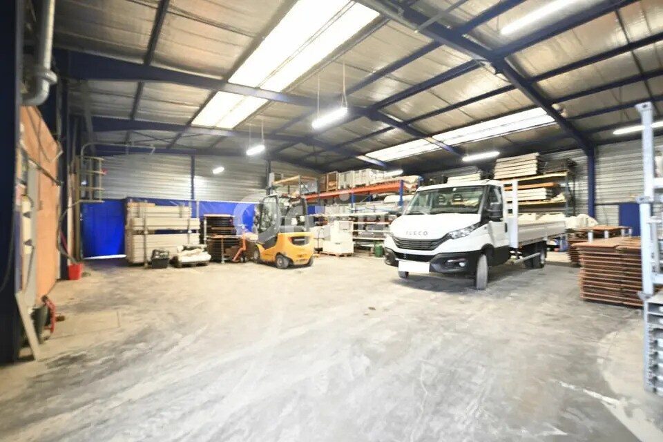 Flex in Grenay for lease Interior Photo- Image 1 of 19