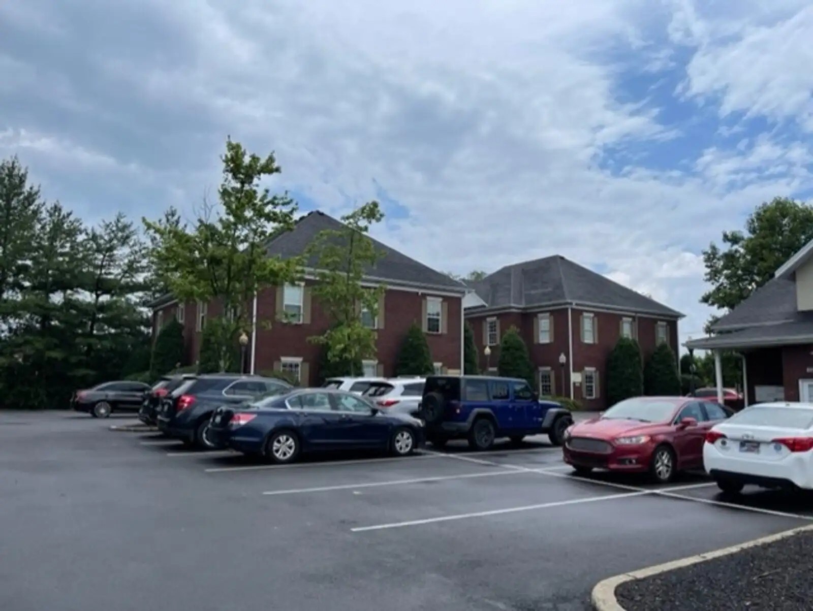 5813 Bardstown Rd, Louisville, KY for lease Interior Photo- Image 1 of 7