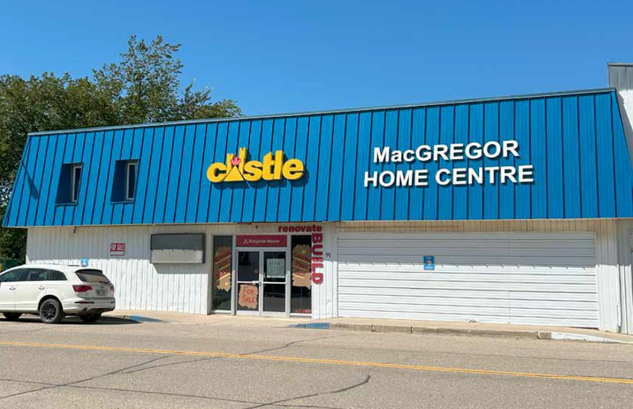 91 Hampton St E, Macgregor, MB for sale - Primary Photo - Image 1 of 2