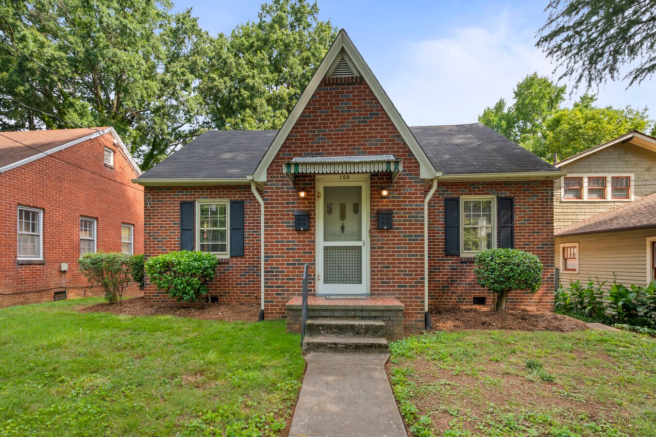 109 Vintage Ave, WinstonSalem, NC 27127