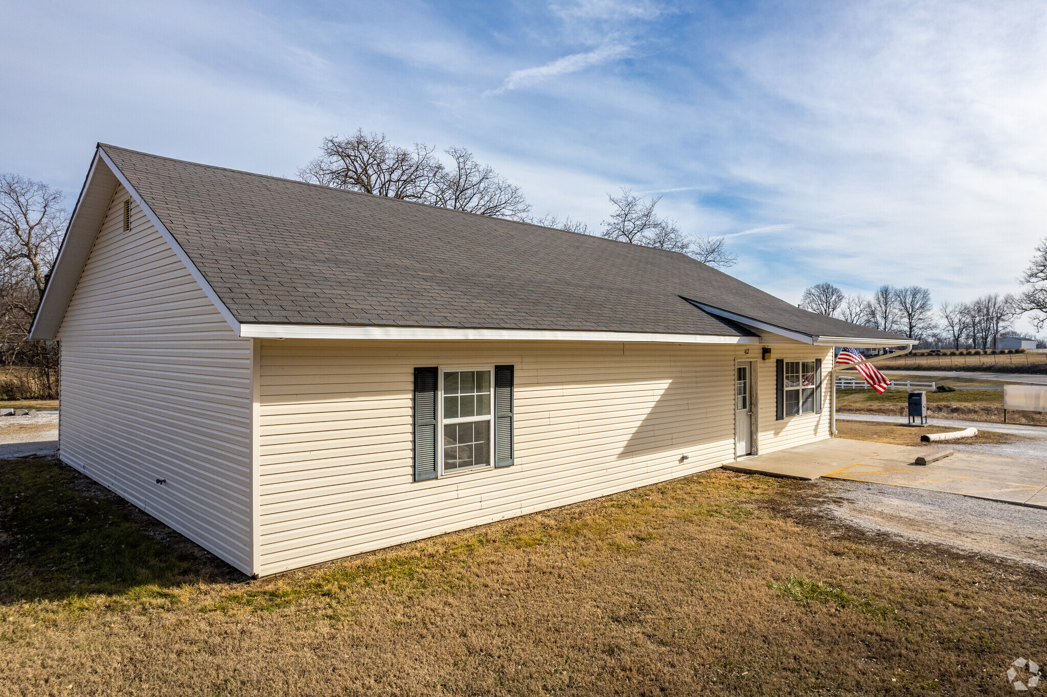 102 E Valley View Dr, Walnut Grove, MO for sale Primary Photo- Image 1 of 1