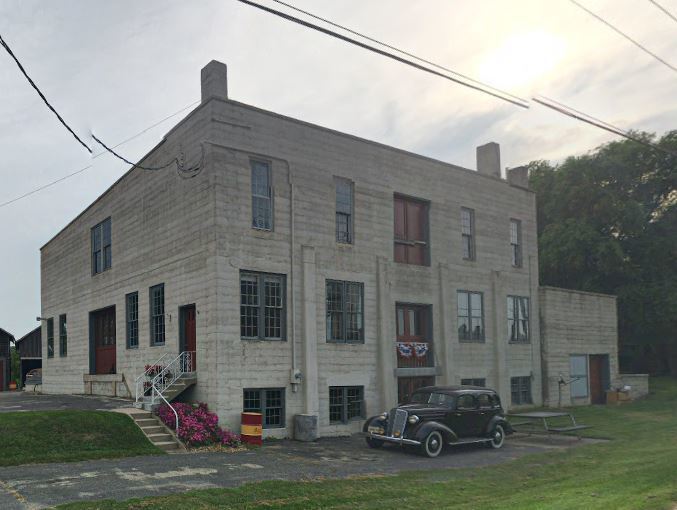 336 N Spring St, Columbus, WI for sale - Building Photo - Image 2 of 20