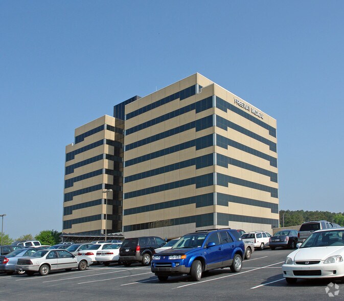 5800 W 10th St, Little Rock, AR for sale - Primary Photo - Image 1 of 1