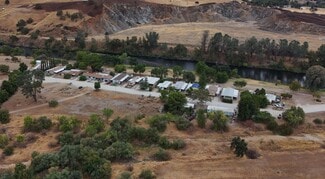 More details for 25433 E Trimmer Springs Rd, Sanger, CA - Multifamily for Sale