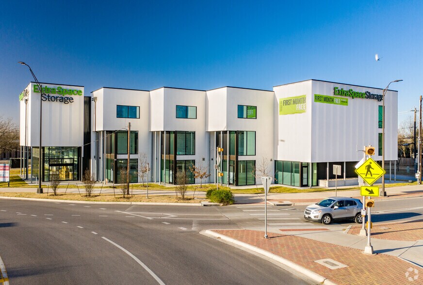 1000 E 50th St, Austin, TX for sale - Primary Photo - Image 1 of 1