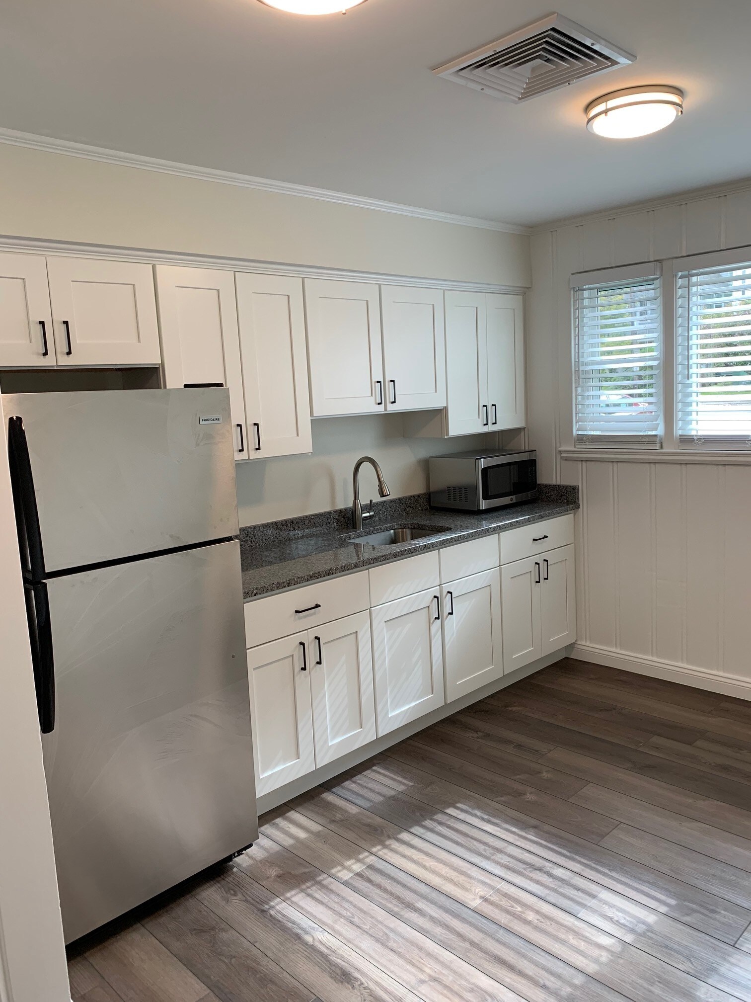 205 Waterman St, Providence, RI for sale Interior Photo- Image 1 of 1