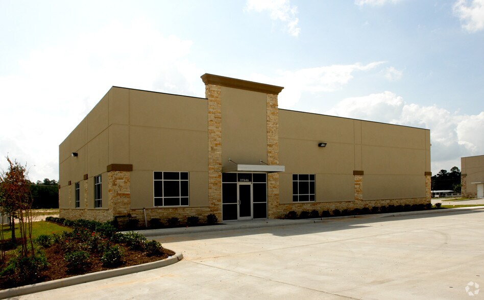 27646 Commerce Oaks Dr, The Woodlands, TX for sale - Building Photo - Image 1 of 1