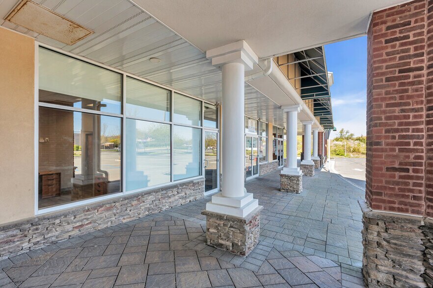 355 N County Line Rd, Jackson, NJ for lease - Building Photo - Image 2 of 18