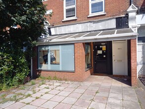 160 Upper Richmond Rd W, London for lease Building Photo- Image 1 of 9