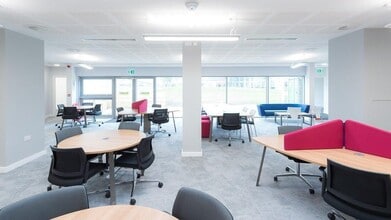 Marsh Way, Rainham for lease Interior Photo- Image 2 of 16