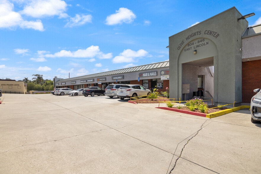 804-846 E Lincoln Ave, Orange, CA for sale - Building Photo - Image 3 of 10