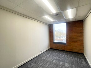 777 High St, Eugene, OR for lease Interior Photo- Image 2 of 2