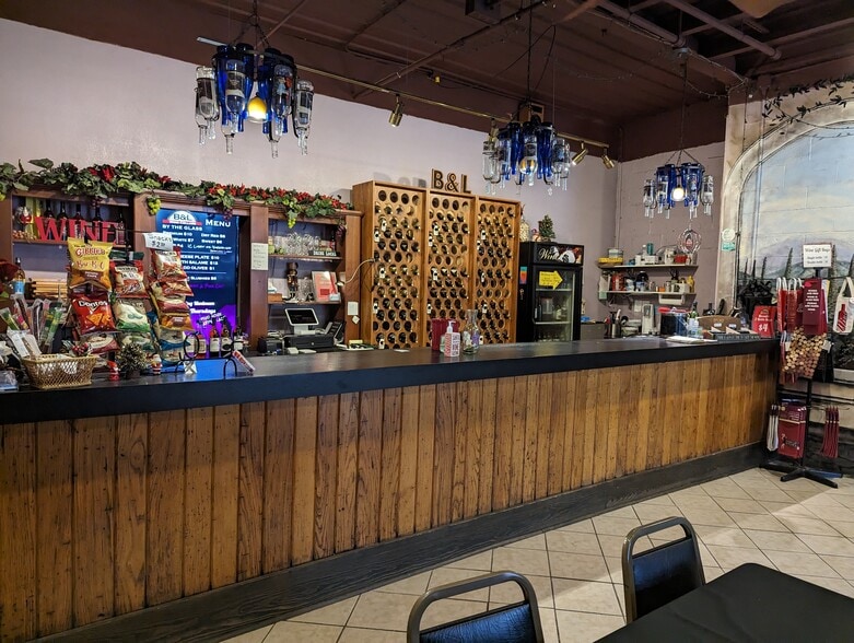 900 Broad St, Johnstown, PA for sale - Building Photo - Image 3 of 8