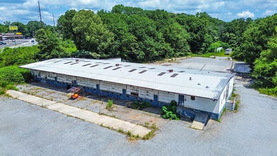 2810 Regina Dr NW, Atlanta, GA for lease Building Photo- Image 2 of 7