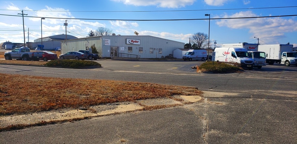 1717 State Route 34, Farmingdale, NJ for sale - Primary Photo - Image 1 of 1