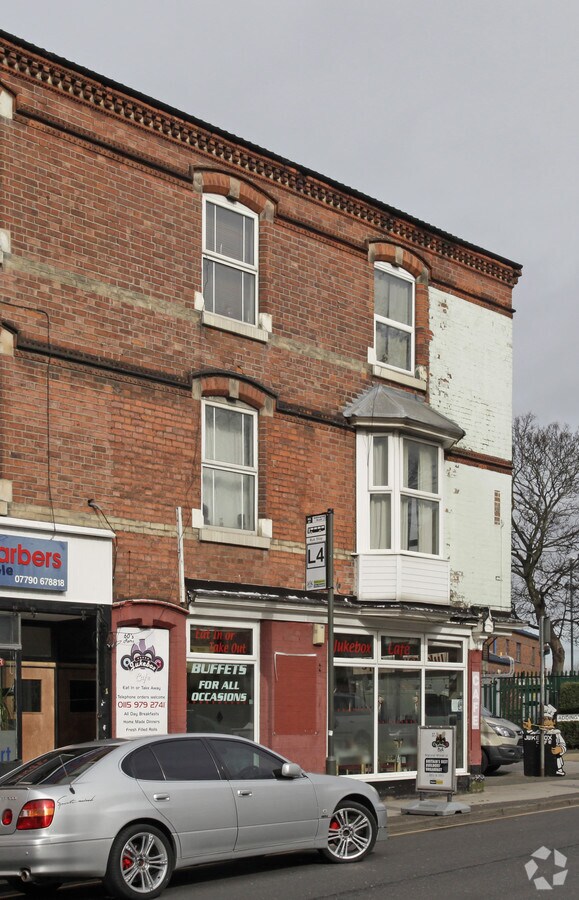 1820 Hartley Rd, Nottingham, NTT NG7 3AD