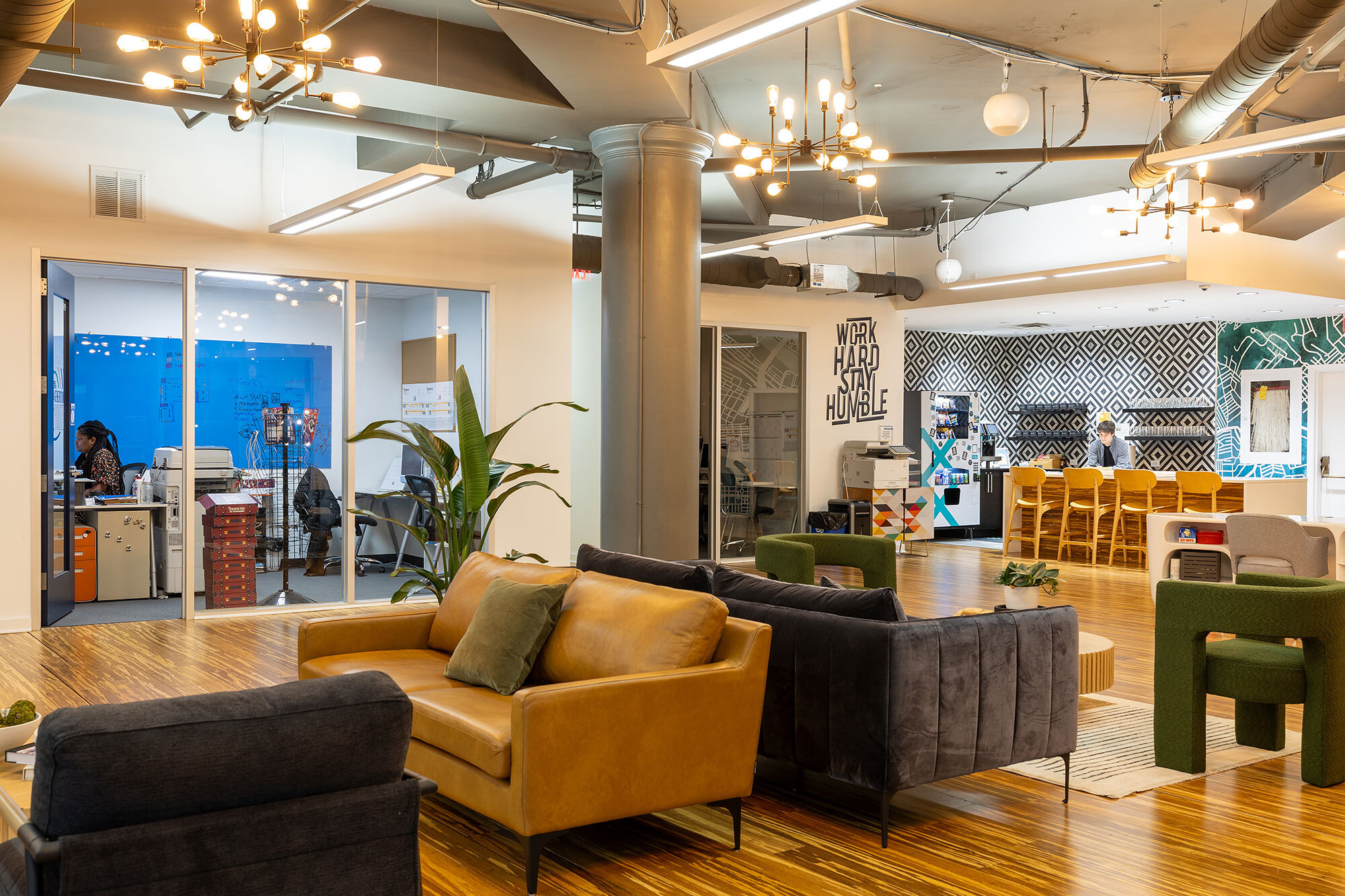 606 Liberty Ave, Pittsburgh, PA for lease Interior Photo- Image 1 of 6