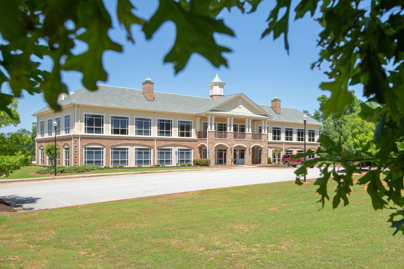 300 Lester Mill Rd, Locust Grove, GA 30248