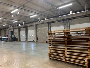Industrial in Le Plessis-Belleville for lease Interior Photo- Image 2 of 4
