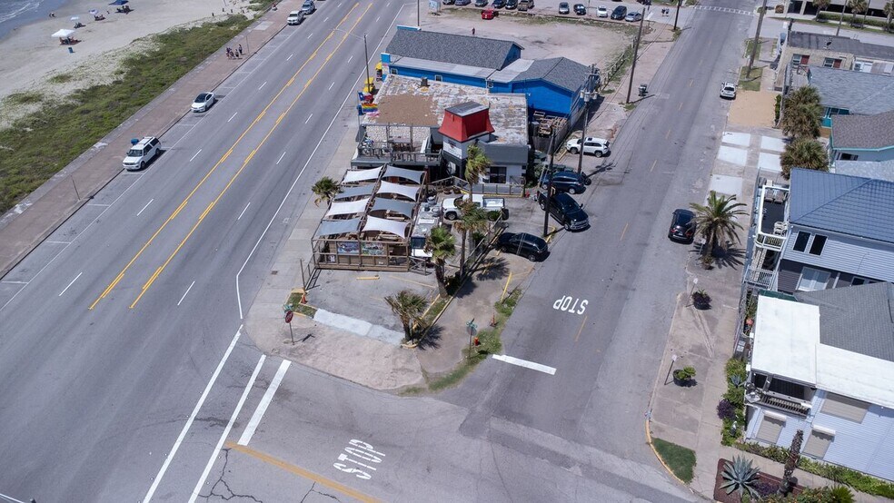 3102 Seawall Blvd, Galveston, TX for sale - Aerial - Image 1 of 1