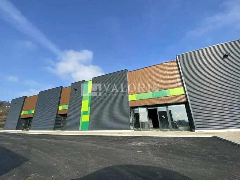 Retail in Anse for sale - Building Photo - Image 1 of 6