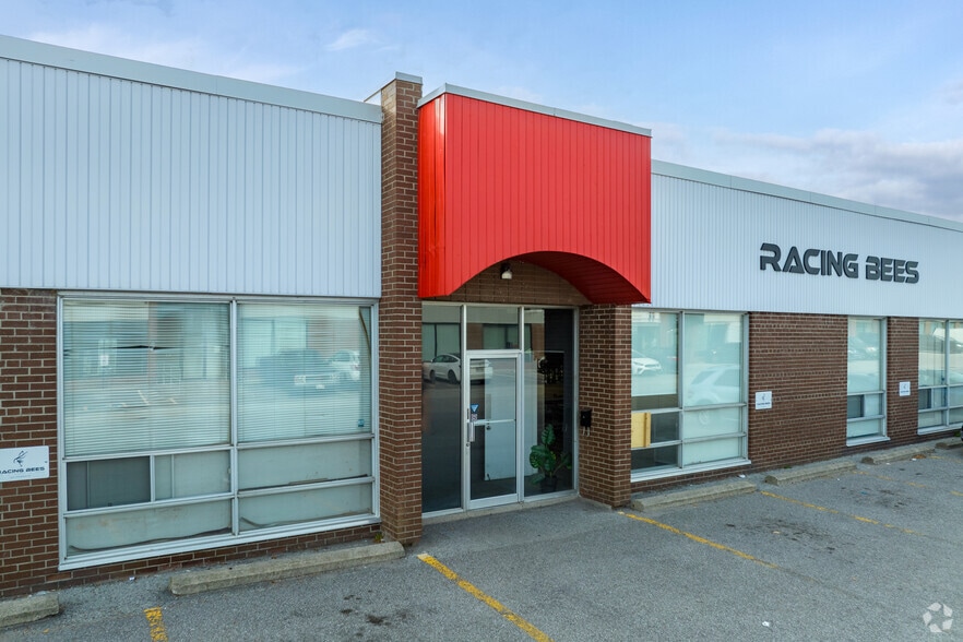 1960 Ellesmere Rd, Toronto, ON for lease - Building Photo - Image 2 of 3