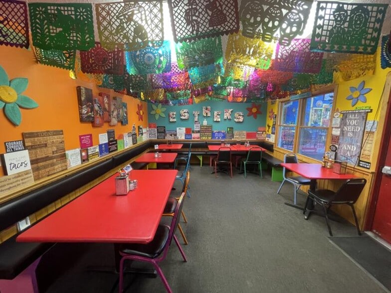 29299 E Channel Rd, Drummond Island, MI for sale - Building Photo - Image 3 of 5