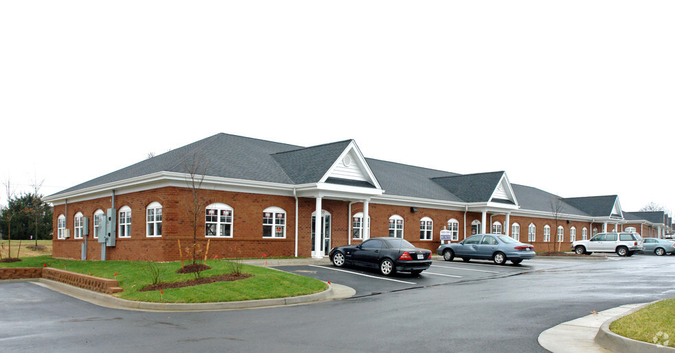 7497 Right Flank Rd, Mechanicsville, VA for lease - Building Photo - Image 3 of 3