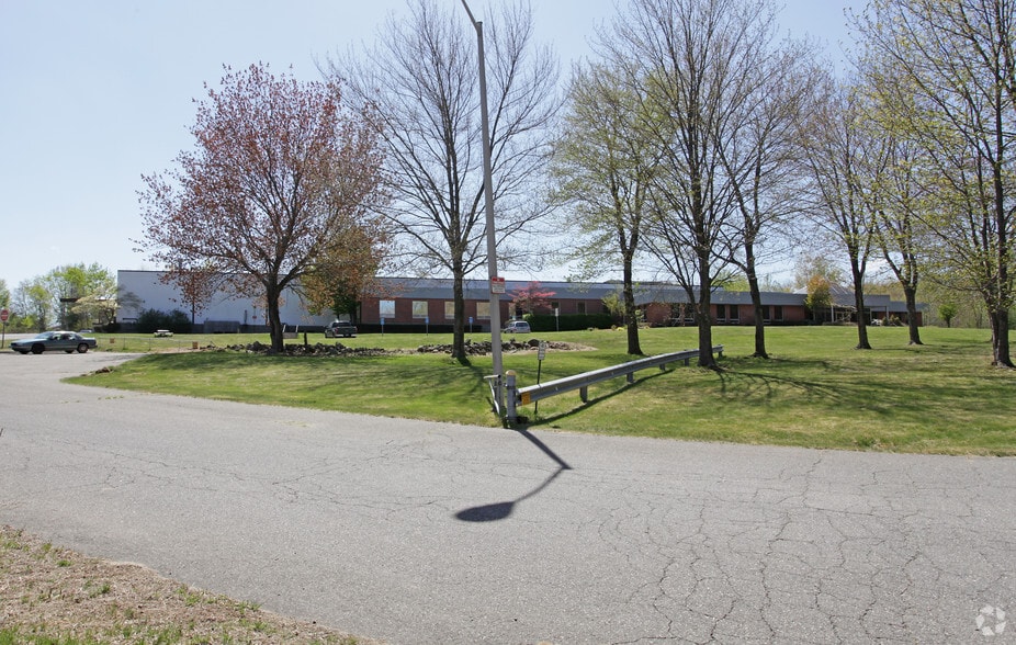 64 Avenue Of Industry, Waterbury, CT for sale - Building Photo - Image 3 of 38