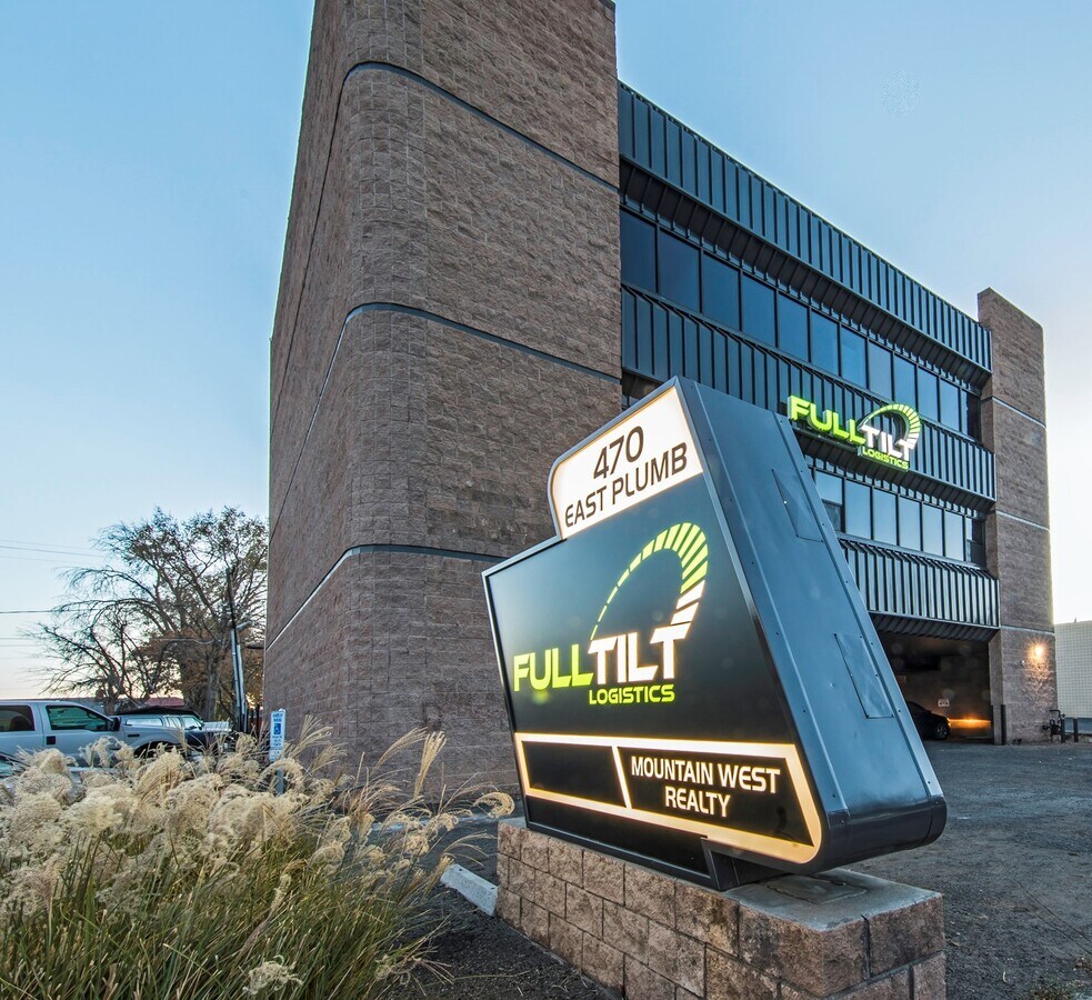 470 E Plumb Ln, Reno, NV 89502