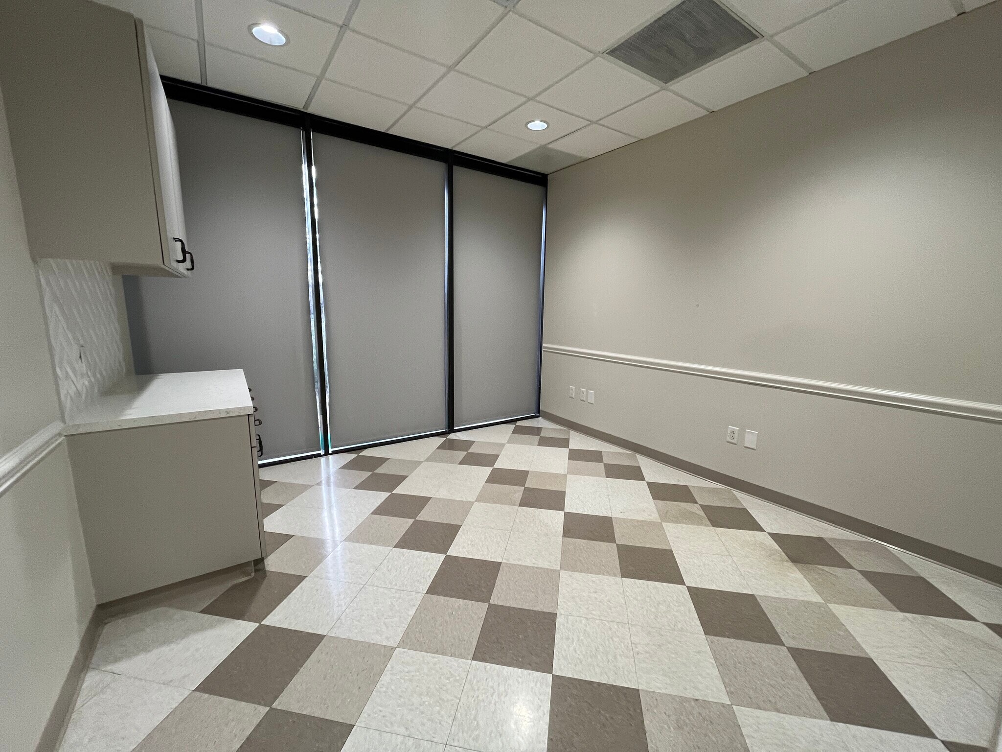 600 Rockmead Dr, Kingwood, TX for lease Interior Photo- Image 1 of 13