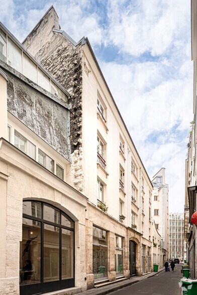 17 Rue Saint-Joseph, Paris for lease - Primary Photo - Image 1 of 4