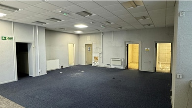 2 Whitehall, Maybole for lease Interior Photo- Image 1 of 6